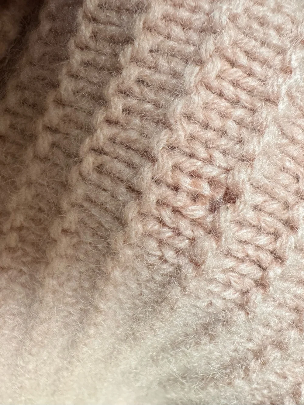 Burberry Cashmere Light Pink Knit Beanie with Logo Patch